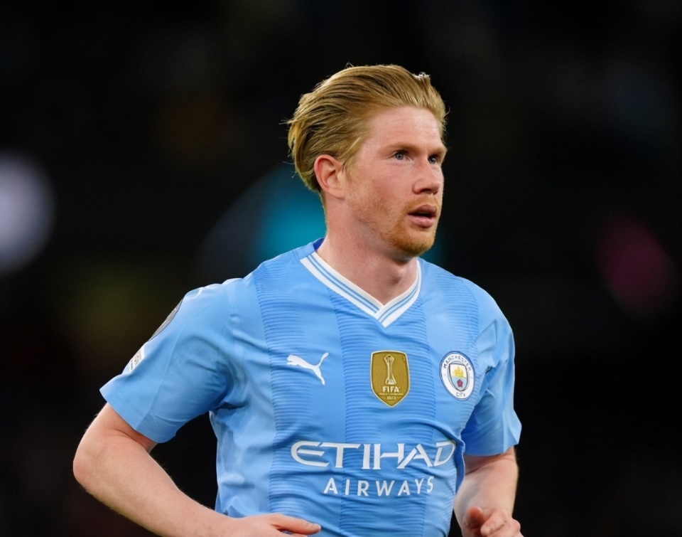 孔蒂：因为伤病我们的中场已经空了，希望坏运气能离我们远去（孔蒂：伤病致中场告急，盼霉运远离）