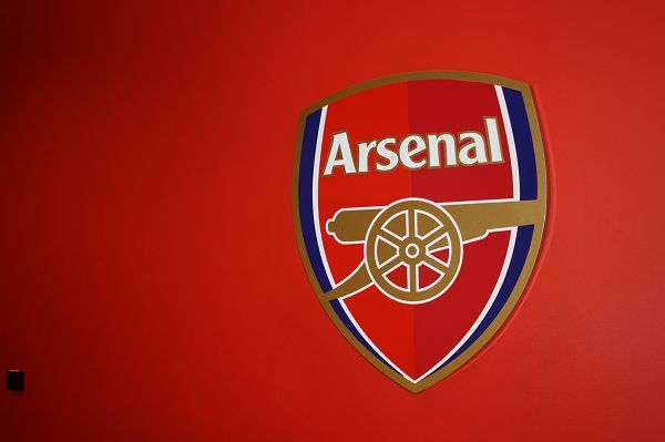 博尼：迪马尔科总是能传出好球；米兰德比和其他比赛一样重要（博尼称赞迪马尔科传球稳定，直言米兰德比与其他比赛同样重要）