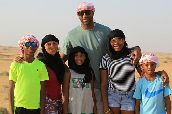 穆勒赛后晒谢场视频：感谢温哥华白浪球迷的鼎力支持（穆勒赛后发布谢场视频：致谢温哥华白浪球迷的力挺）