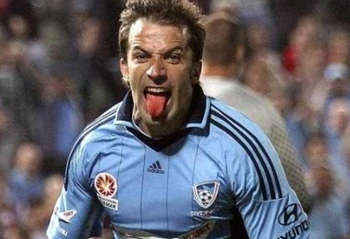 尤文官方：加蒂右膝内侧半月板受伤，将接受手术（尤文官宣：加蒂右膝内侧半月板受伤，拟进行手术治疗）