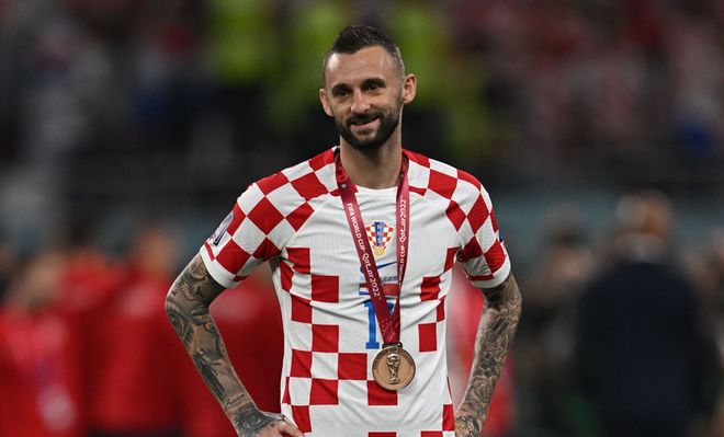 ATP年终总决赛：2-0，阿尔卡拉斯开门红，拿下518万+1个好消息！（ATP年终总决赛首战，阿尔卡拉斯2-0告捷：进账518万并迎一大利好）