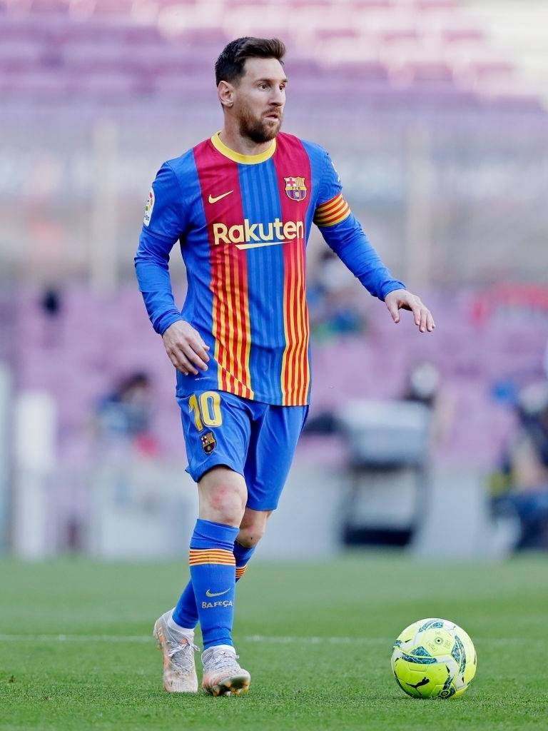 韩国记者：巴萨原本计划免签孙兴慜，但球员对加盟巴萨没兴趣（韩国记者：巴萨曾考虑免签孙兴慜，球员不愿加盟）