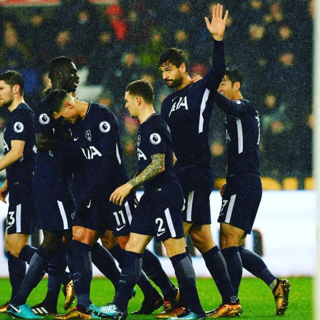 皇马曼联拜仁等豪门争夺里尔18岁中场布阿迪，转会费6000万欧（皇马、曼联、拜仁等欧洲豪门竞逐里尔18岁中场新星布阿迪，标价6000万欧元）